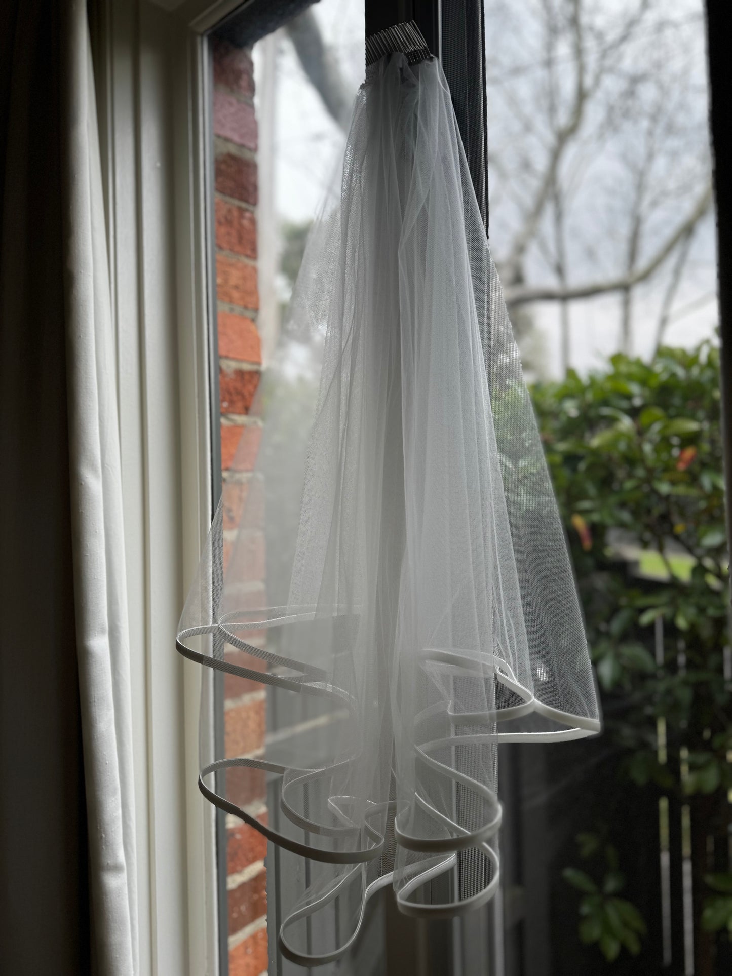 SOPHIA I Two-Tier Veil with Satin Edge
