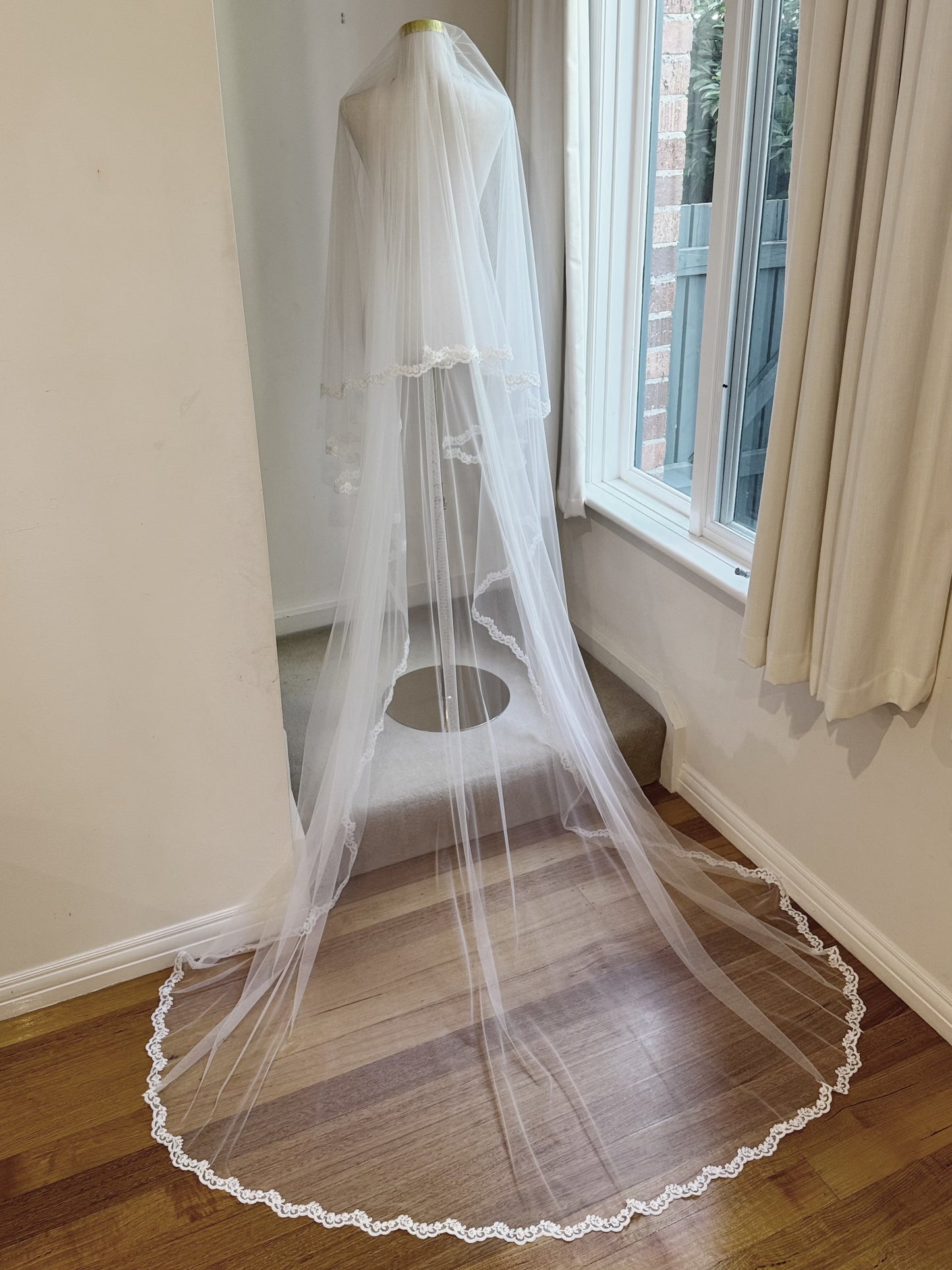CUSTOM VEIL DESIGN