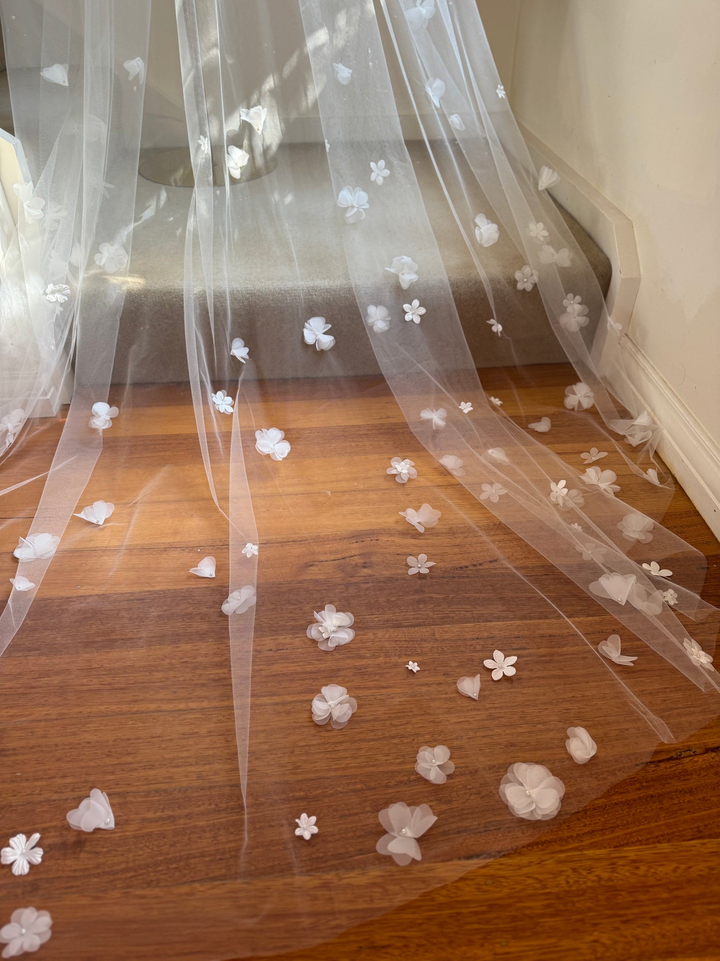 BLOSSOM I 3D Floral Veil