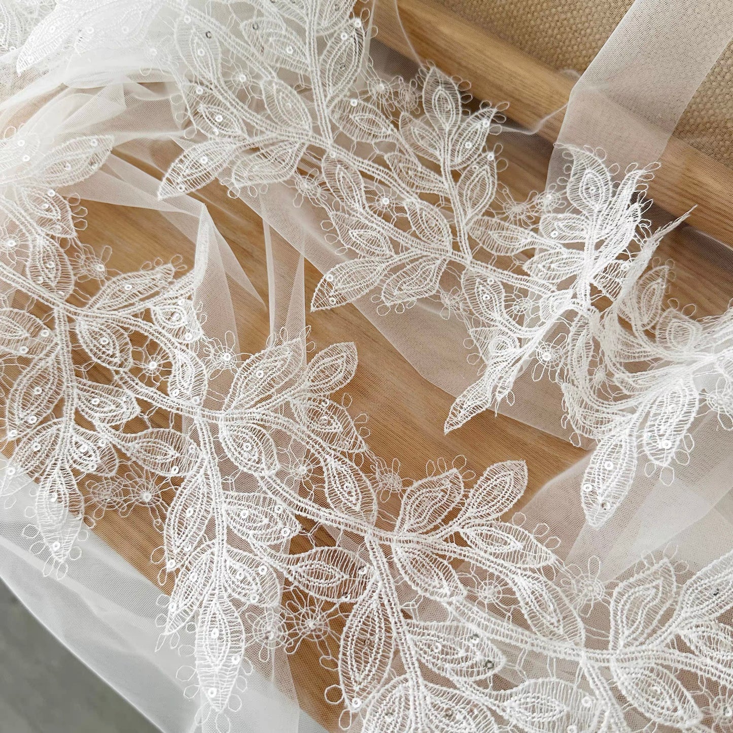 GENEVIEVE I Modern Mantilla Veil