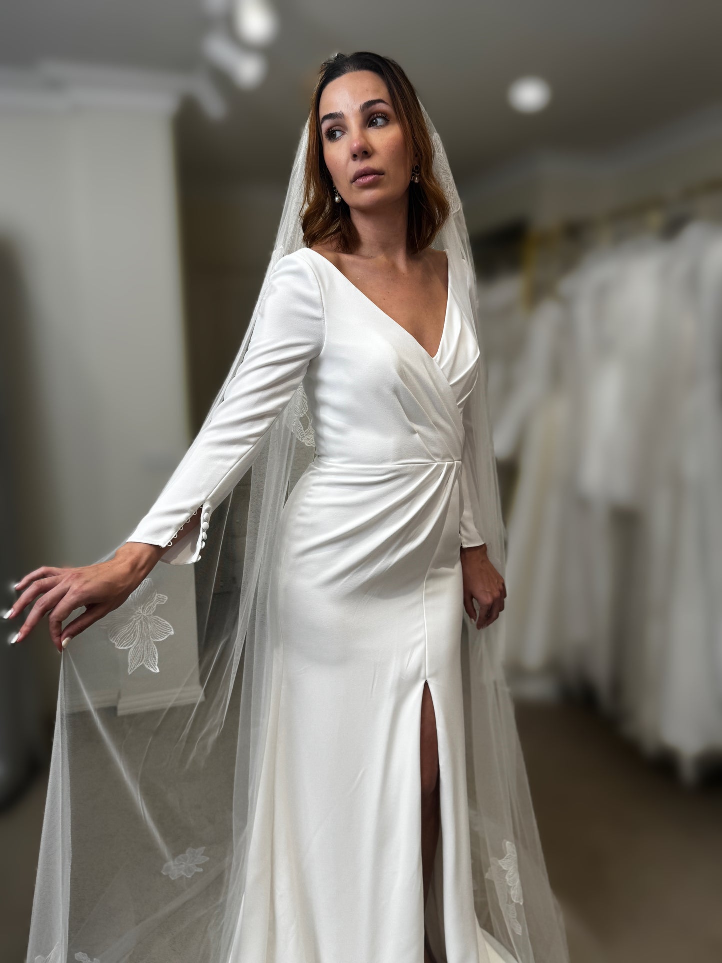 LILIANA I Single Tier Floral Lace Veil