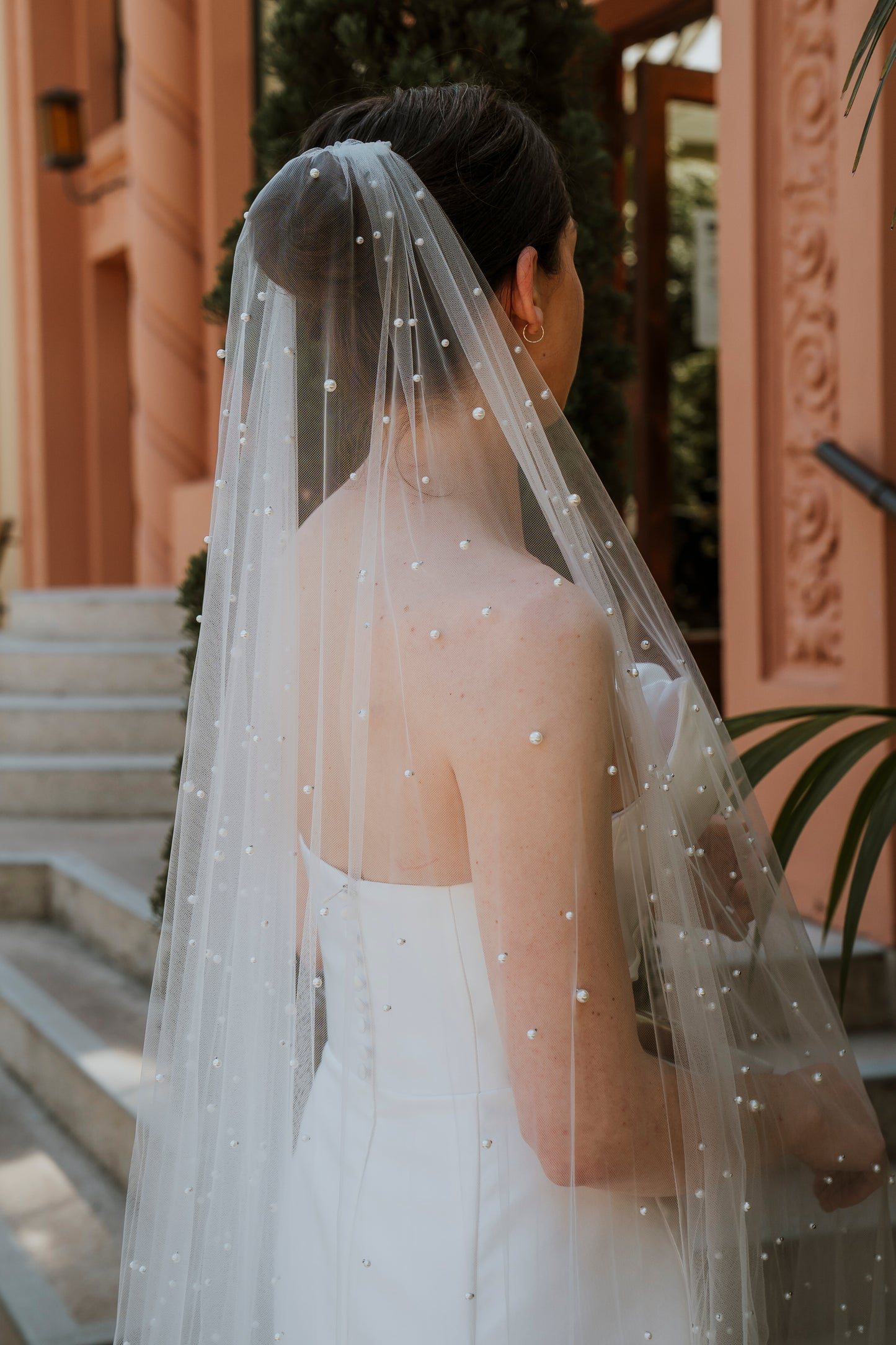 LUCIA | Single Tier Pearl Veil