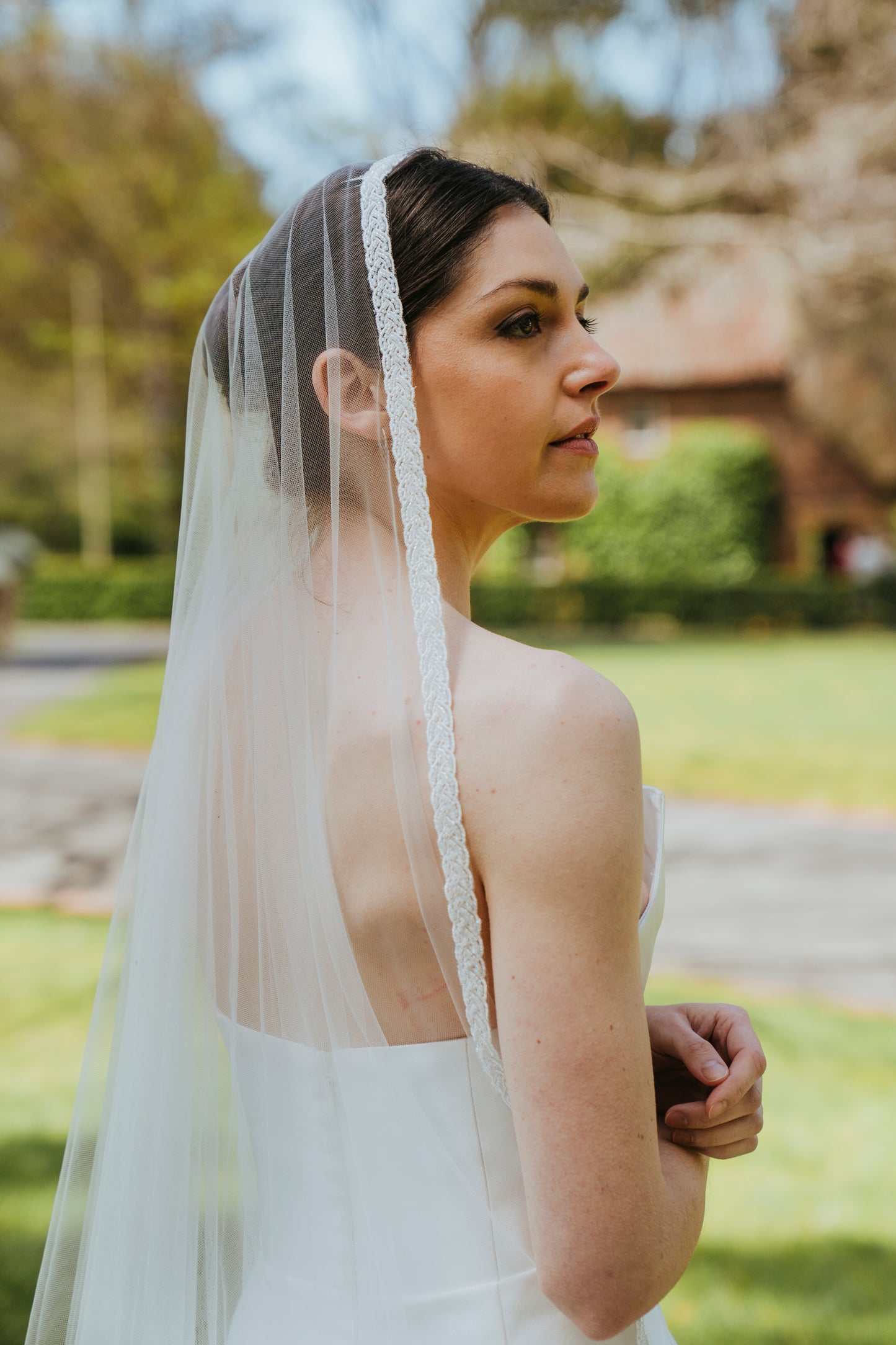 CHIARA | Single Tier Beaded Edge Veil