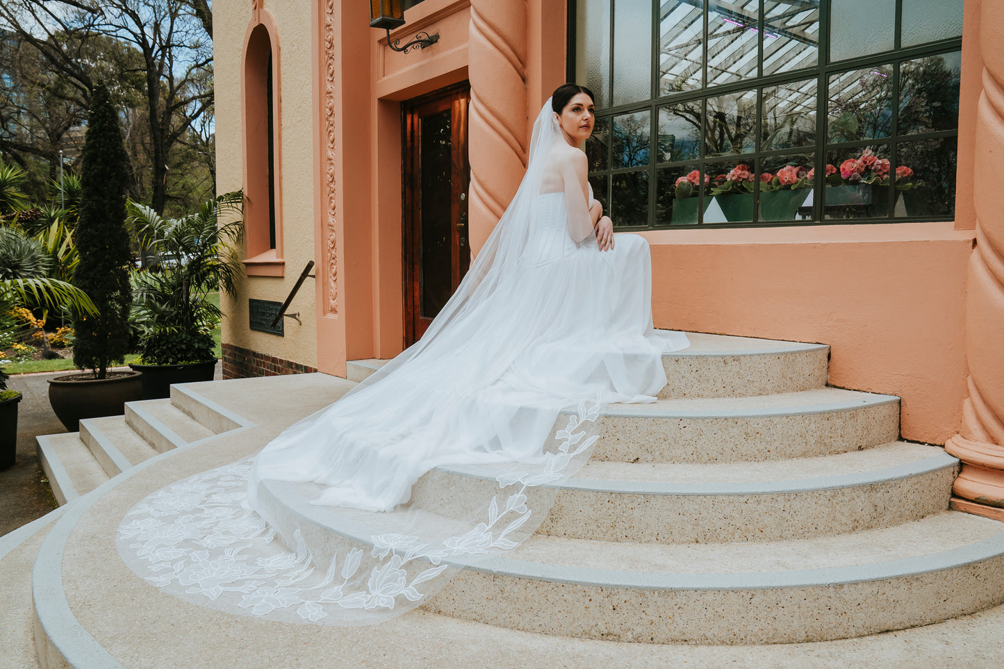 MAGNOLIA I Single Tier Large Organza Floral Veil